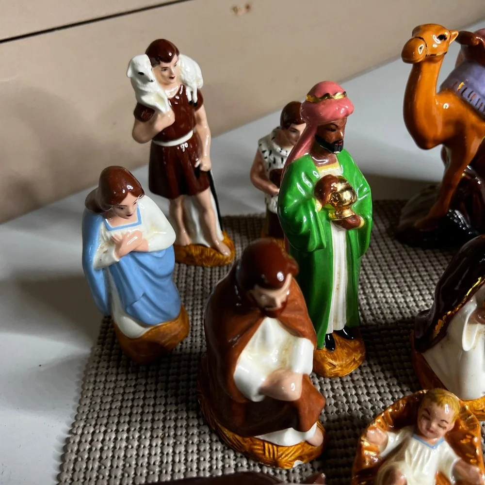 Vintage Holland Mold Ceramic Nativity Set 14 Piece Hand Painted Figurines